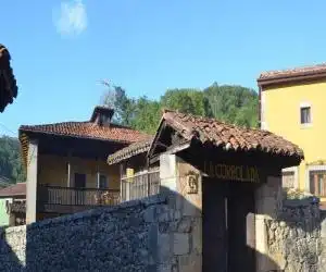 La Corrolada - hotel en Avín