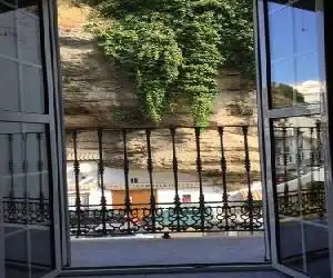 Casa Rural Las Cuevas de Setenil - hotel en Setenil