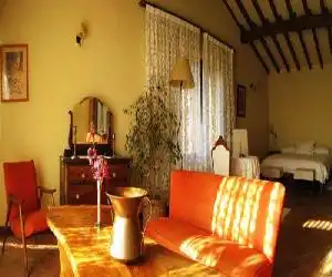 Casa Rural Las Fuentes de Ágata - hotel en Acebo
