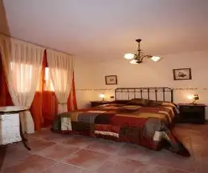 Casa Rural Los Pedregales - hotel en Carenas