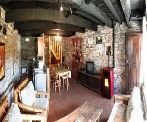 Casa Rural Pandelo - hotel en Vega de Valcarce
