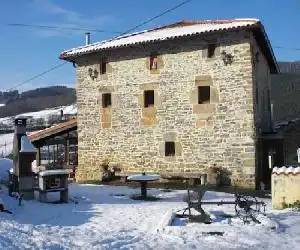 Casa Rural Pikatzaenea - hotel en Sopuerta