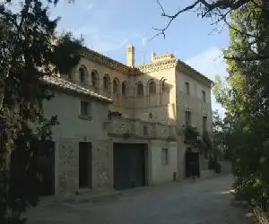 Casa Rural Torre De Campos - hotel en Ainzón