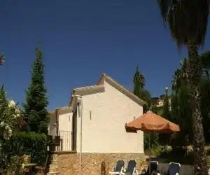 Cozy Holiday Home in Calonge with Private Pool - hotel en Calonge