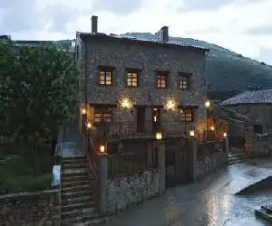 Casas Rurales Los Ánades - hotel en Abánades