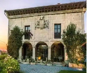 Casona Las Cinco Calderas - hotel en Galizano