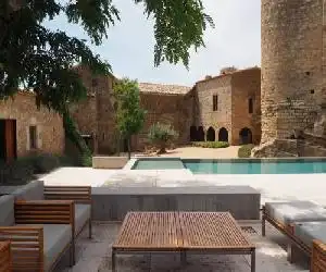 Deco - Casa Castell de Peratallada - hotel en Peratallada
