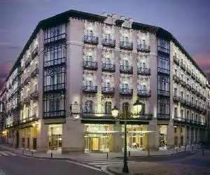 Catalonia El Pilar - hotel en Zaragoza