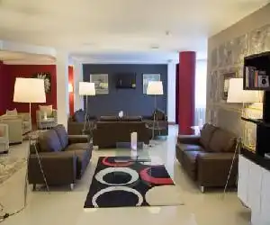 Chateau La Roca - hotel en Sancibrián