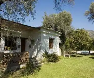 Cortijo Puerta Casas Rurales - hotel en Órjiva