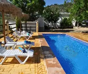 Cortijo Rural Las Nogueras - hotel en Montefrío
