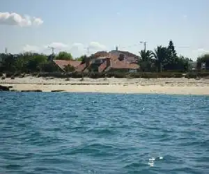 Duplex Playa de Rons - hotel en O Grove