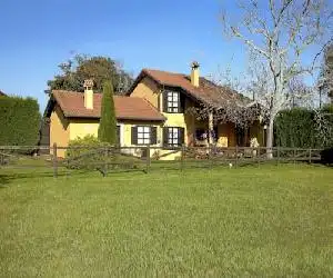 El Llagar de Naveda - hotel en Naveda