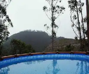 El Pontarron Apartamentos - hotel en La Franca