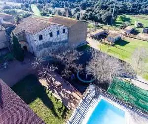 Els Masos d'en Coll - hotel en Llaviá