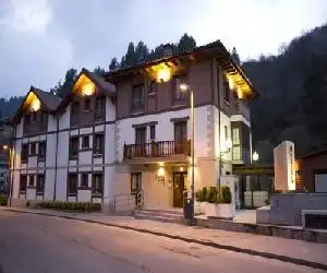 Adeko Hotel - hotel en Barakaldo
