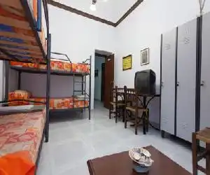 Extrenatura Alojamiento Albergue - hotel en Villafranca de los Barros
