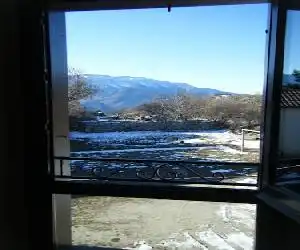 Fonda Ca l'Abel - hotel en Llés