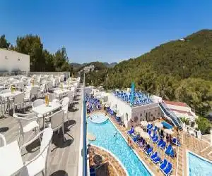 Globales Montemar - hotel en Cala Llonga