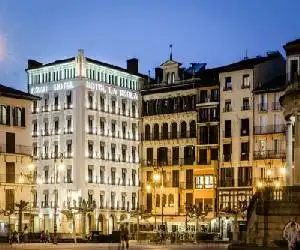 Gran Hotel La Perla - hotel en Pamplona