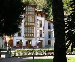 Gran Hotel Rural Cela - hotel en Belmonte de Miranda