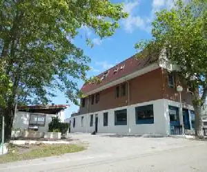 H.A.N.D Surf Hostel - hotel en Langre