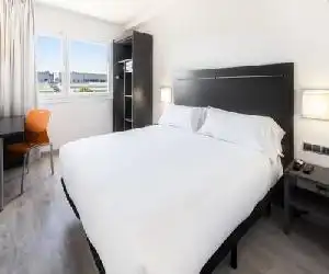B&B Hotel Barcelona Rubí - hotel en Rubí