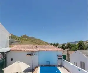 Holiday home Calle Nueva - hotel en Cacin