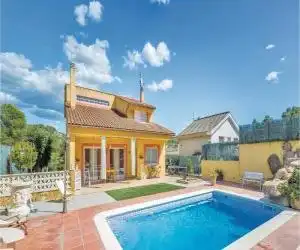 Holiday home Carrer Benicarlo - hotel en Canyelles