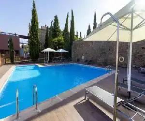 Hospedería Puente de Alconétar - hotel en Garrovillas
