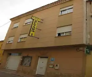 Hostal Alvaro I - hotel en Alborea