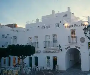 Hostal Arco Plaza - hotel en Mojácar