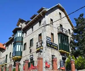 Hostal Aribel Longinos - hotel en Cercedilla