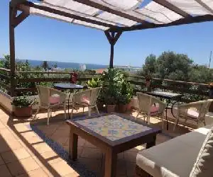 Hostal Casa Arco Iris (Playa) - hotel en Los Caños de Meca