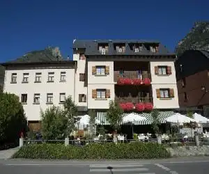 Hostal Casa Rosita - hotel en Eriste
