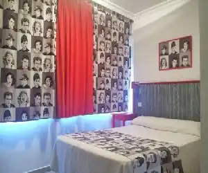 Hostal Doña Isabel - hotel en Majadahonda
