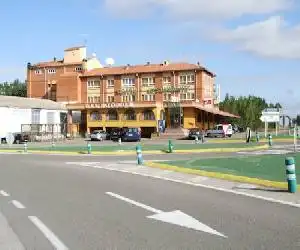 Hostal El Botero - hotel en Monreal del Campo