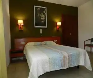 Hostal El Castell - hotel en Calafell