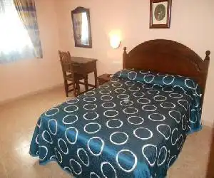 Hostal El Polígono - hotel en Lucena