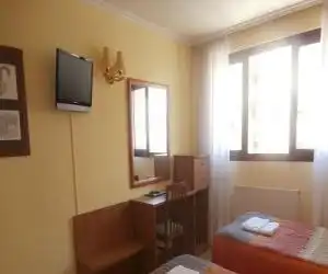Hostal El Volante - hotel en Estella