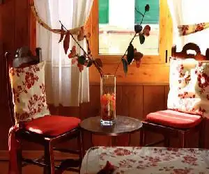 Hostal Escartín - hotel en Sabiñánigo