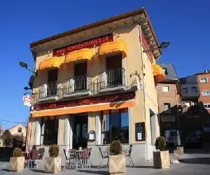 Hostal González - hotel en Guadarrama