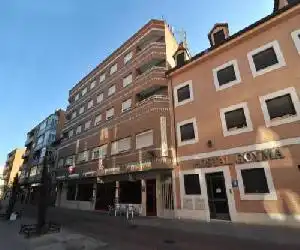 Hostal Goyma I - hotel en San Fernando de Henares