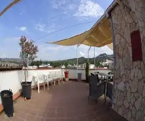 Hostal Julieta - hotel en Lloret de Mar