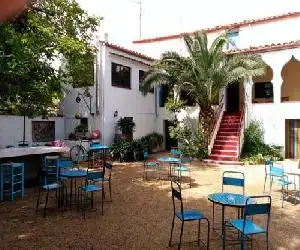 Hostal l'Estrella - hotel en Calella de Palafrugell