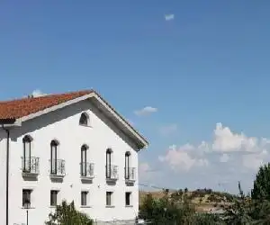 Hostal Landhaus - hotel en El Molar