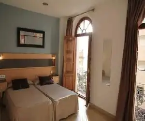 Hostal Plaza Ruiz - hotel en Ceuta