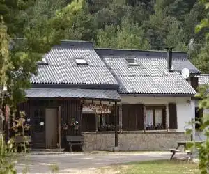 Hostal de Montaña Pous de la Neu - hotel en Alfara de Carles