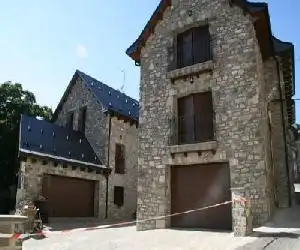 Hostal Rural Casa Parda - hotel en Tramacastilla de Tena