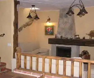 Hostal Rural Las Cuatro Calles - hotel en San Martín del Pimpollar